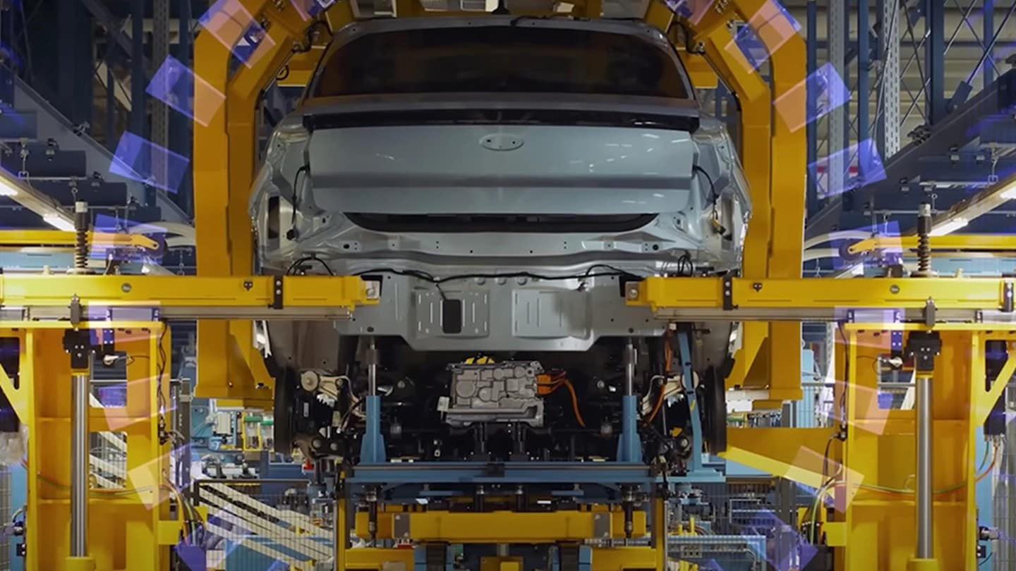 Ford inaugura su centro de vehículos eléctricos de Colonia