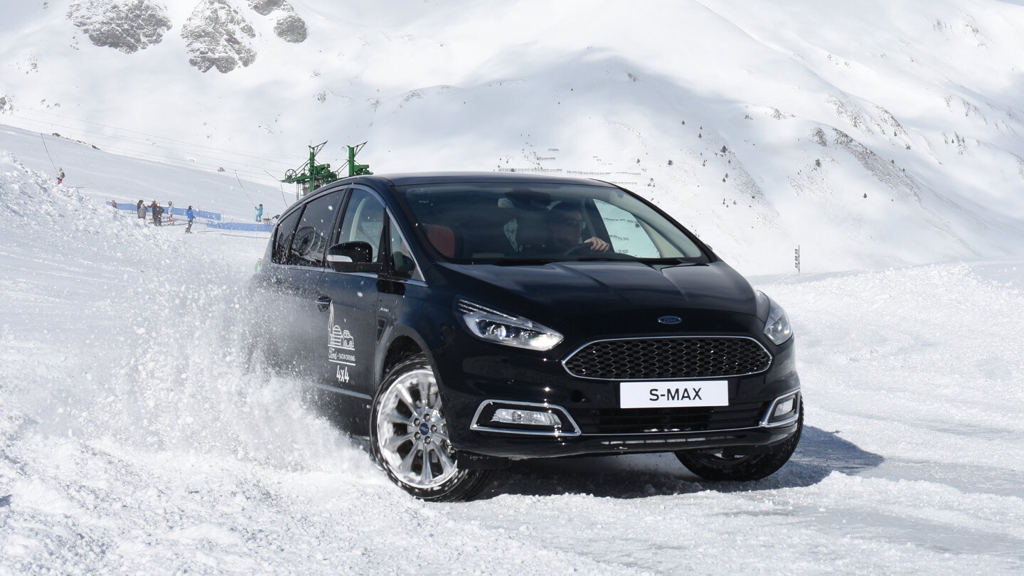 ford s-max snowdriving