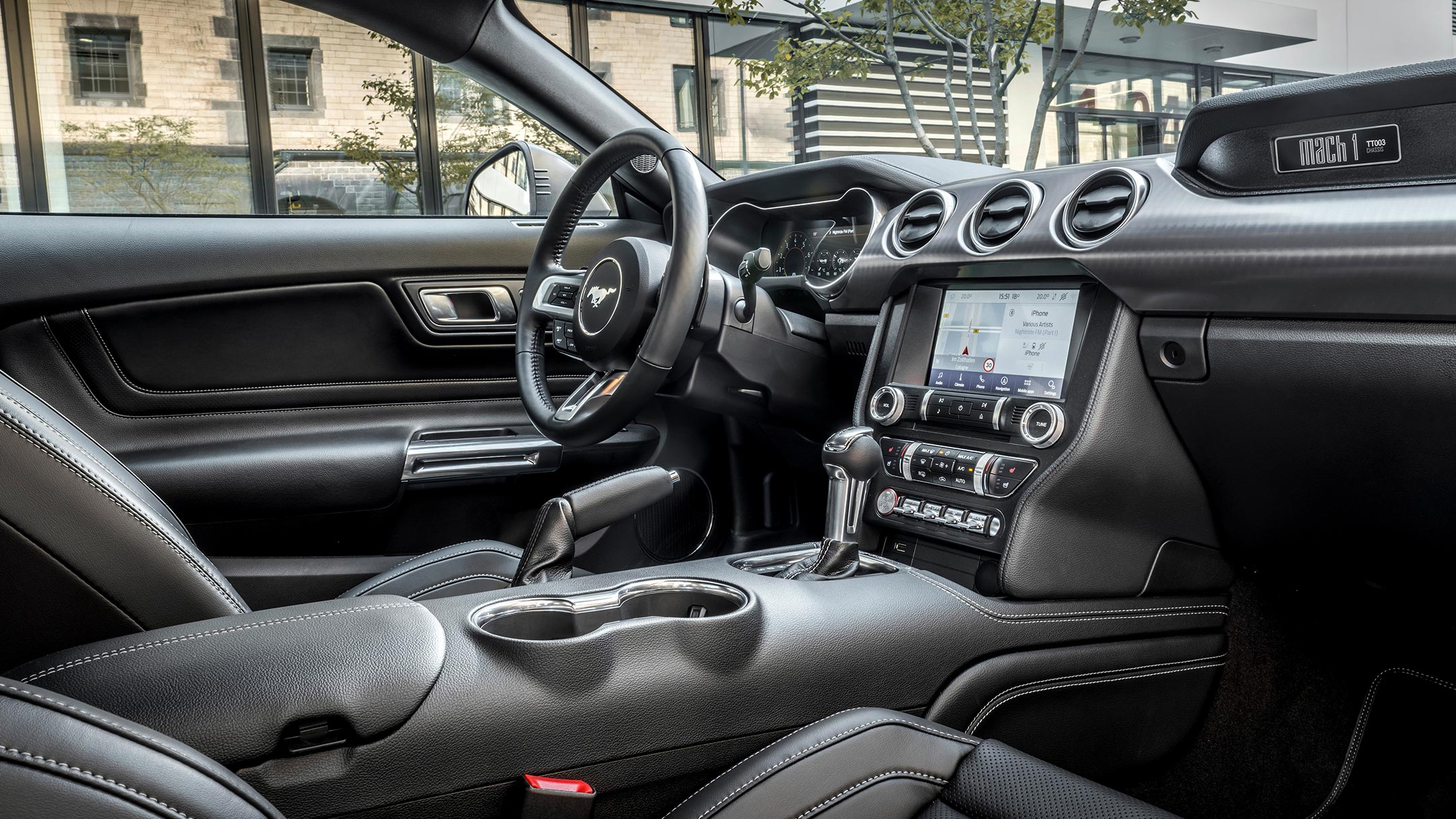 Interior cabina Ford Mustang