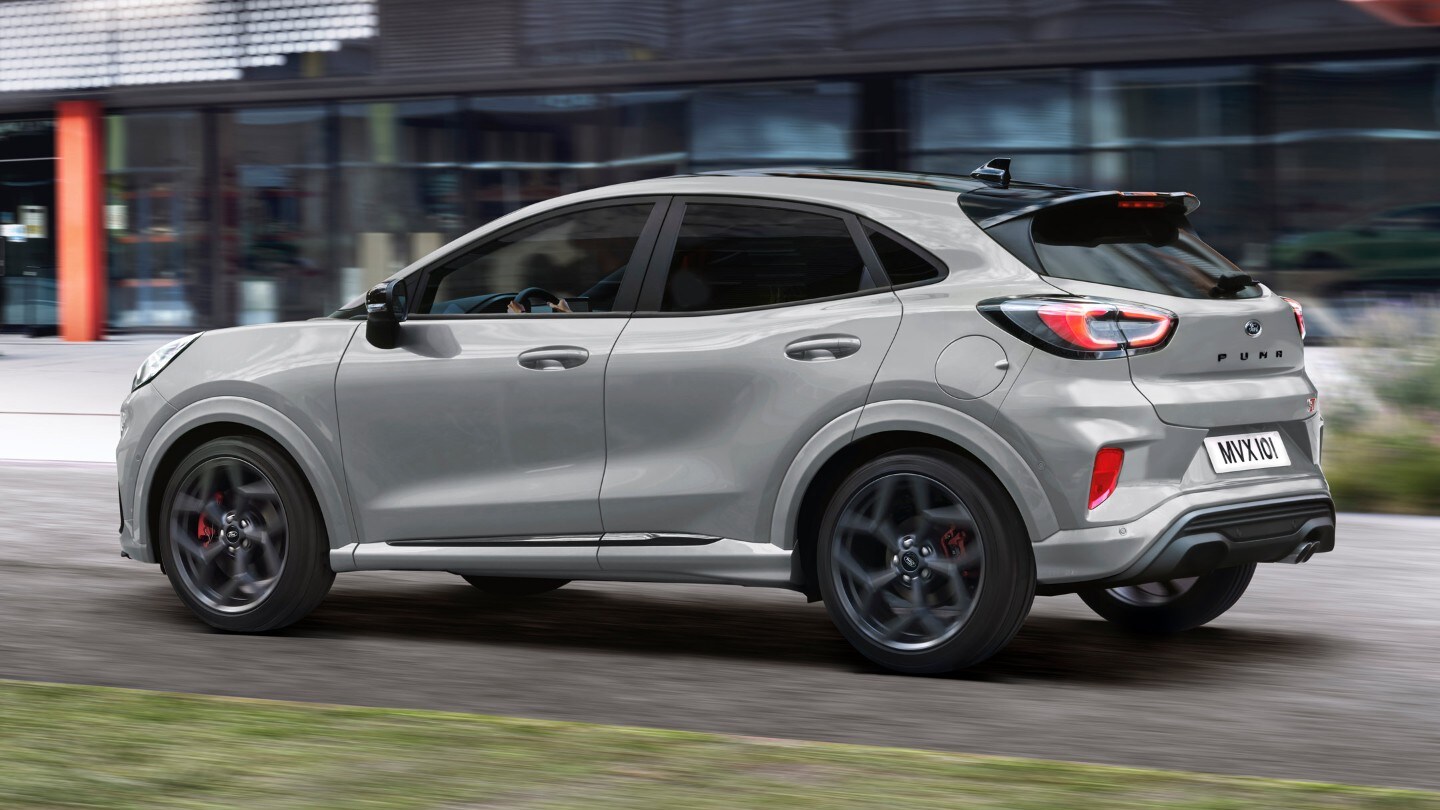 Nuevo Ford Puma ST en la ciudad 