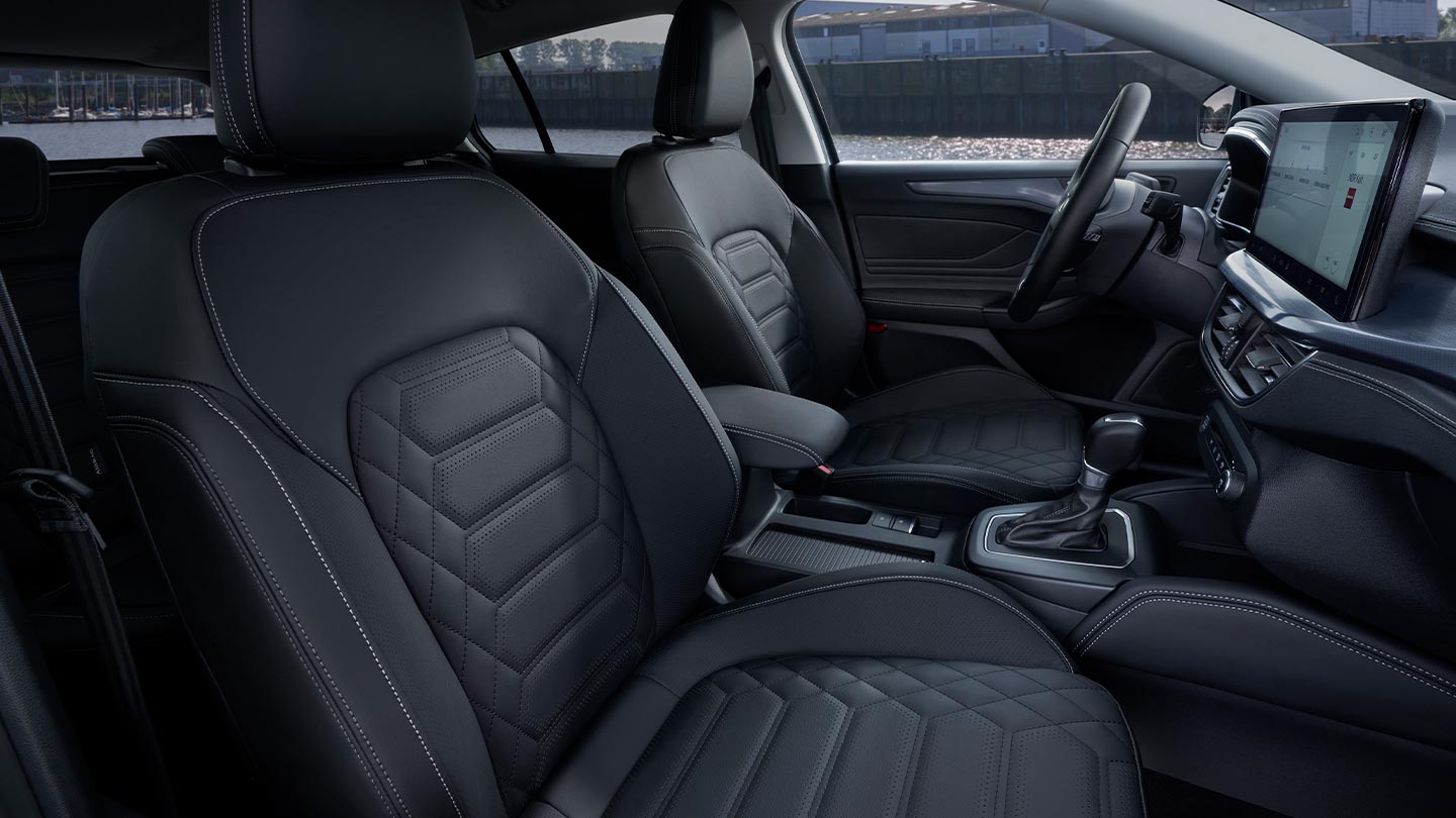 Imagen del interior de un Focus con tapicería Sensico.