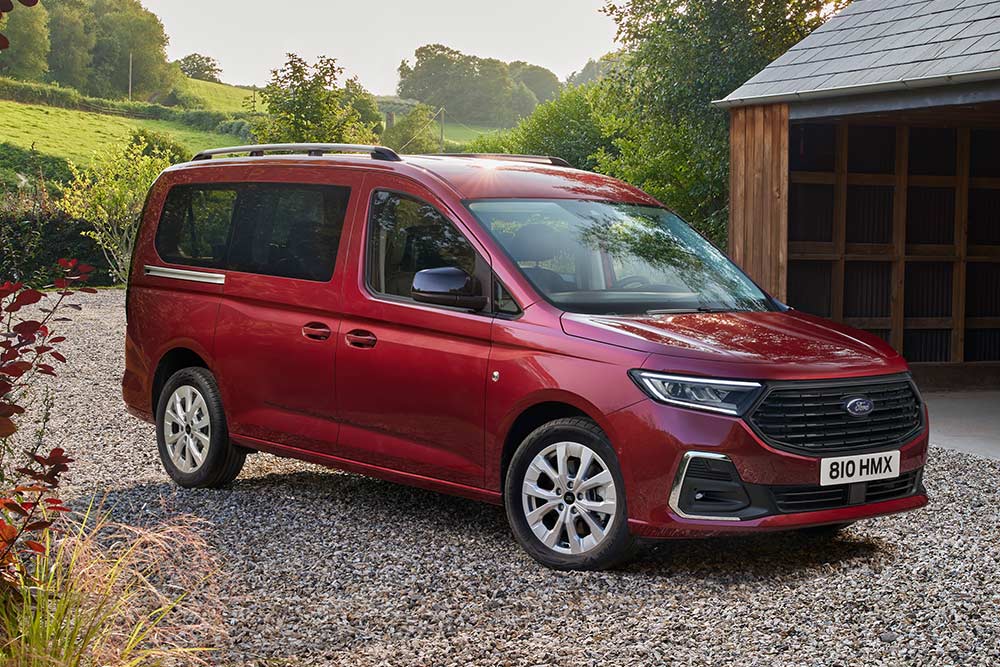 Ford Tourneo Connect front three quarter view