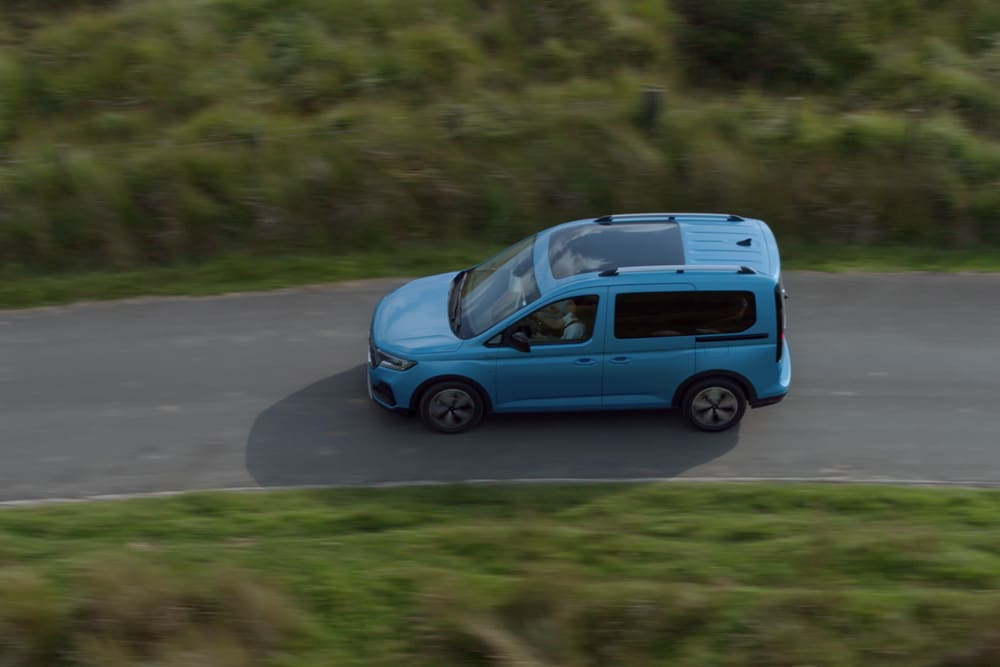 Ford Tourneo Connect overhead view of panoramic roof