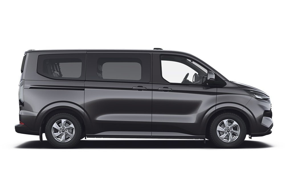 Ford Tourneo Custom negro, parte de la gama de monovolúmenes y vehículos de transporte de pasajeros Ford.