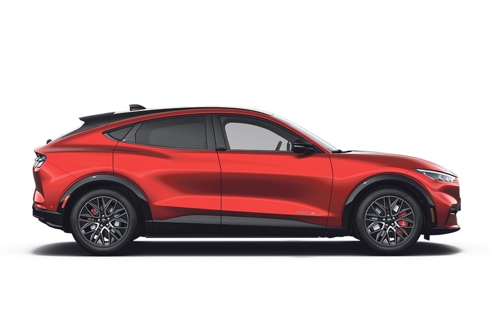 Ford Mustang Mach-E rojo, parte de la gama de vehículos eléctricos SUV de Ford.