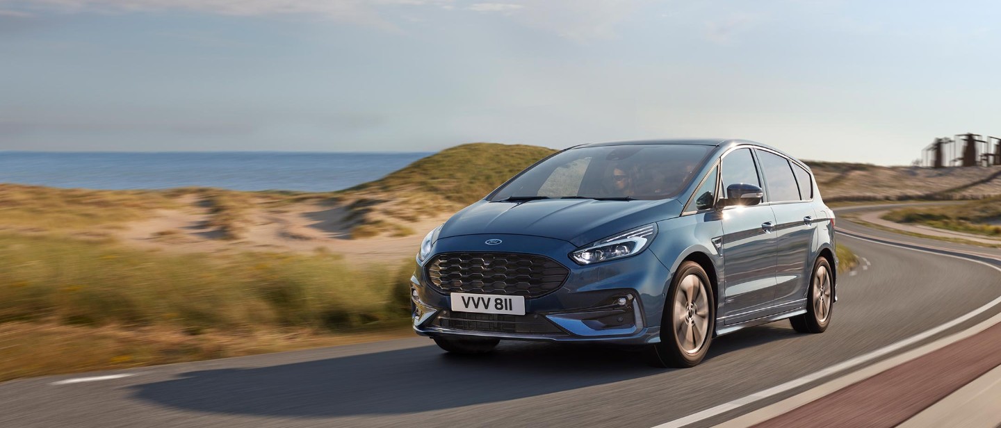 Ford s max st