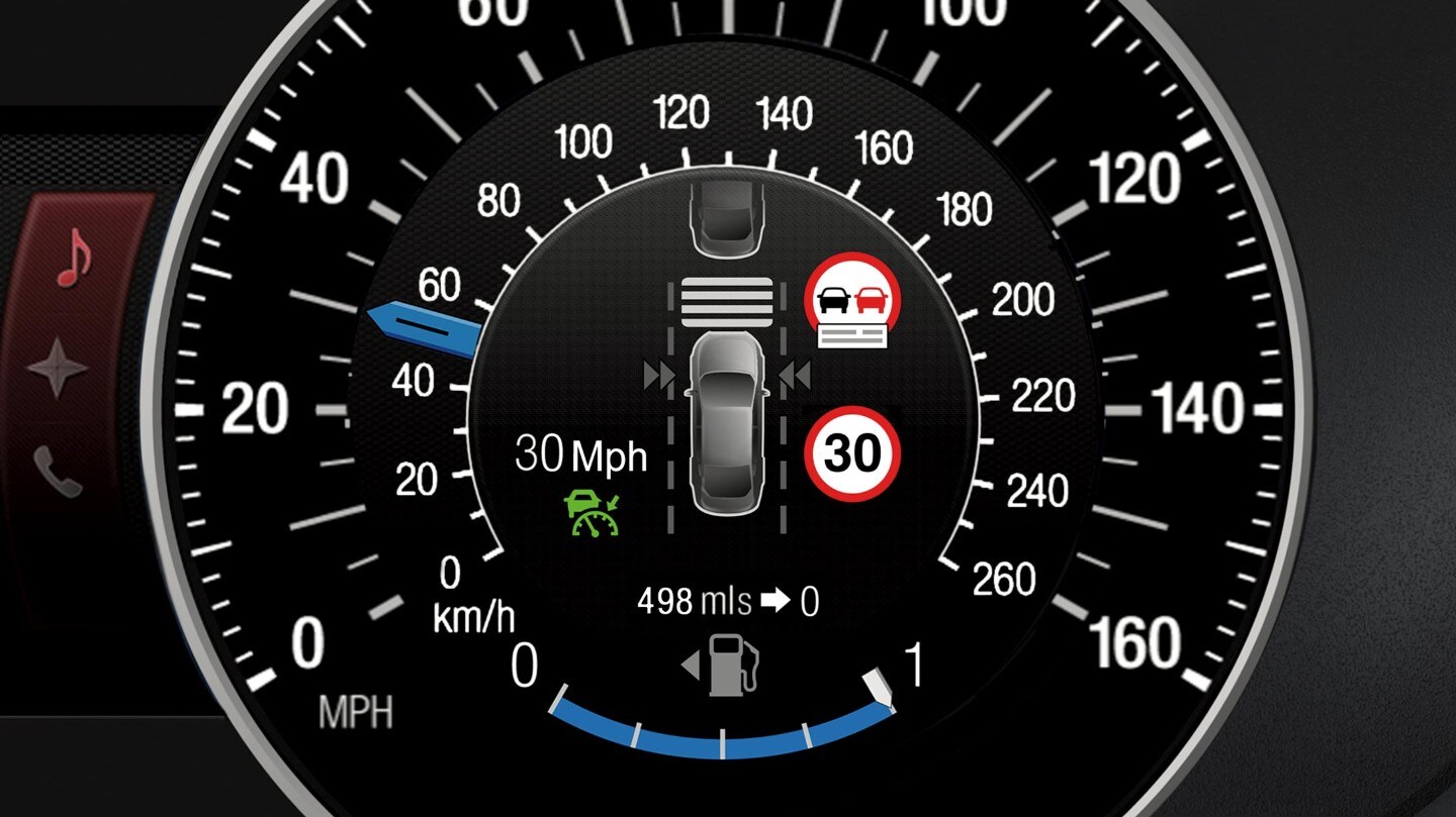 Ford S-MAX speedometer with a display in detail