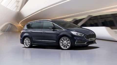 [Imagen: ford-smax-eu-3_SMX_44835_L_48734-copy-16...small.jpeg]