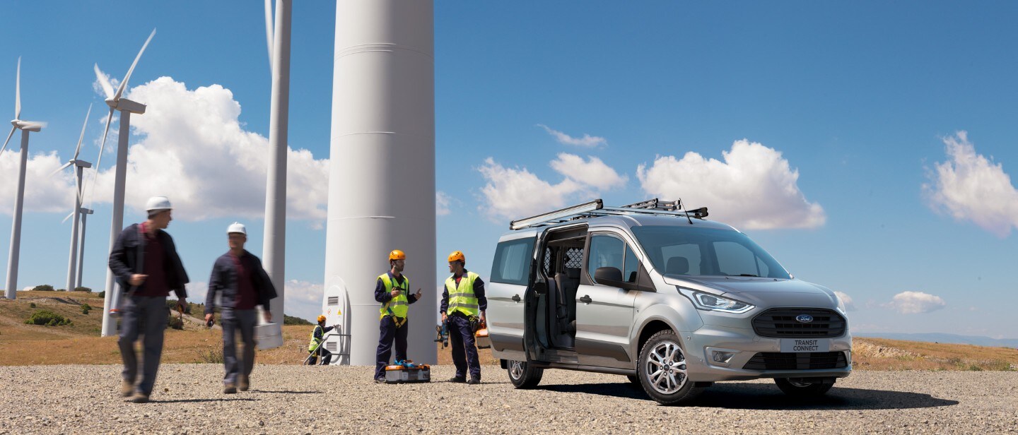 Ford Transit Connect with worker crew