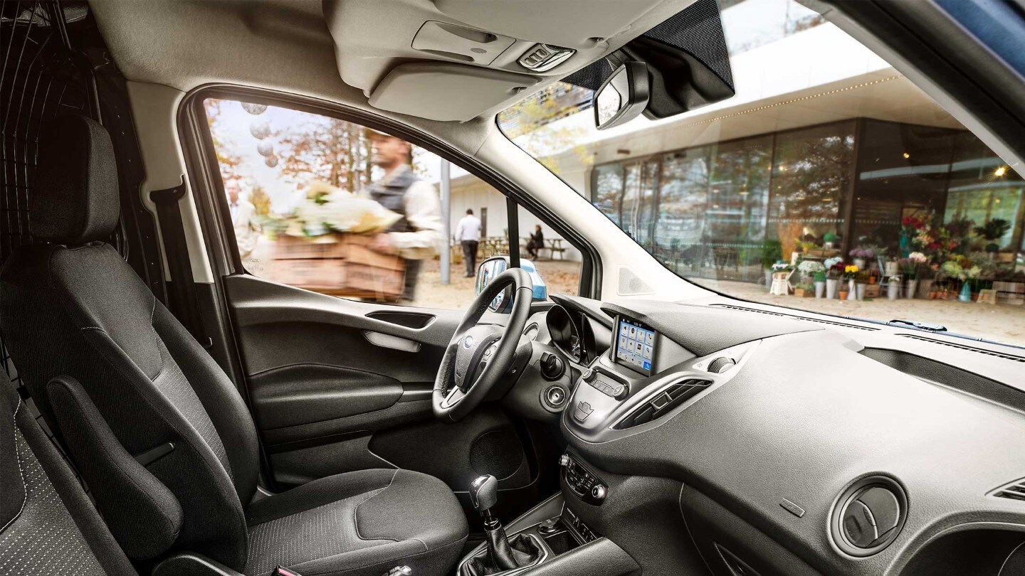Interior Ford Transit Courier