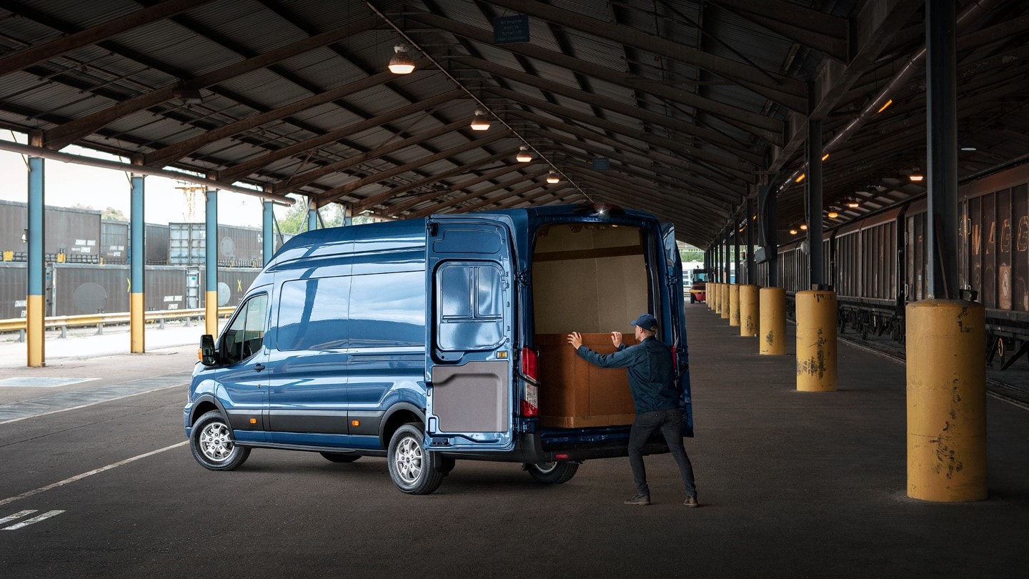 Espacio de carga Ford Transit Van 