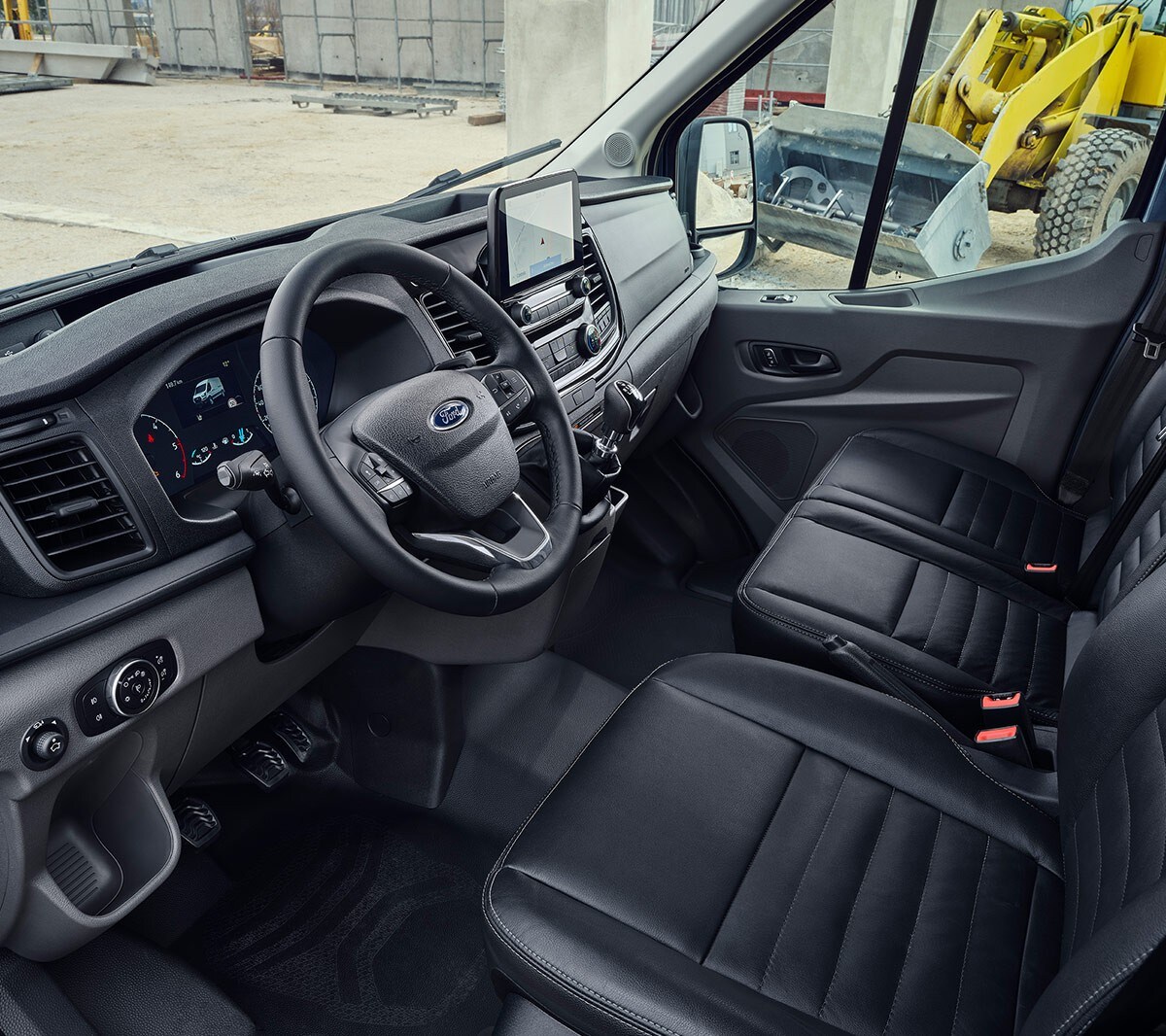 Interior de cuero parcial Ford Transit Trai