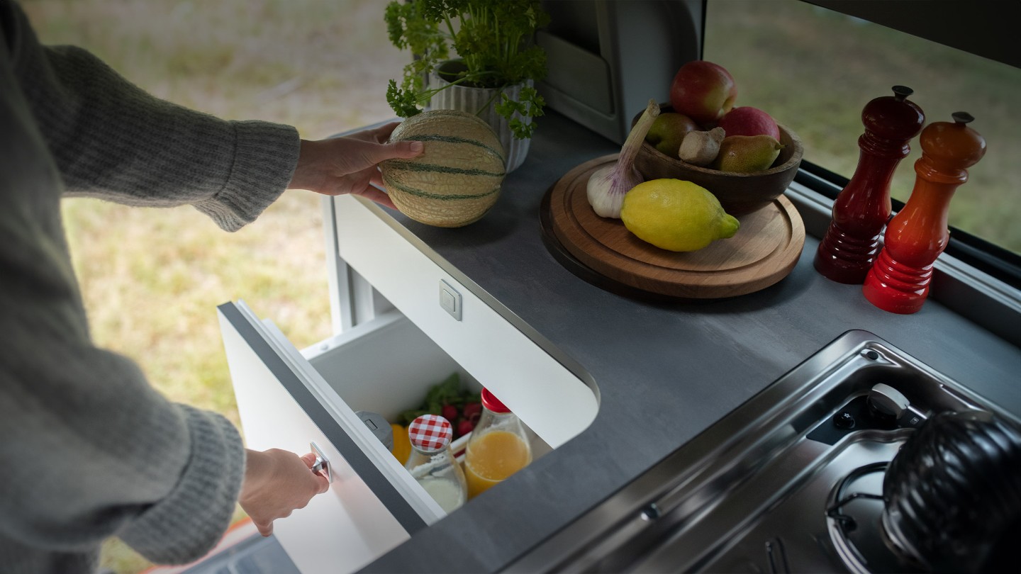 Nueva Ford Transit Custom Nugget nevera y encimera de cocina