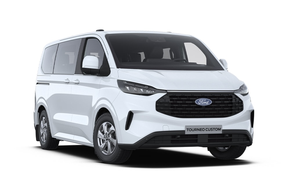 Ángulo de la parte delantera izquierda de un Ford Tourneo Custom Trend blanco.