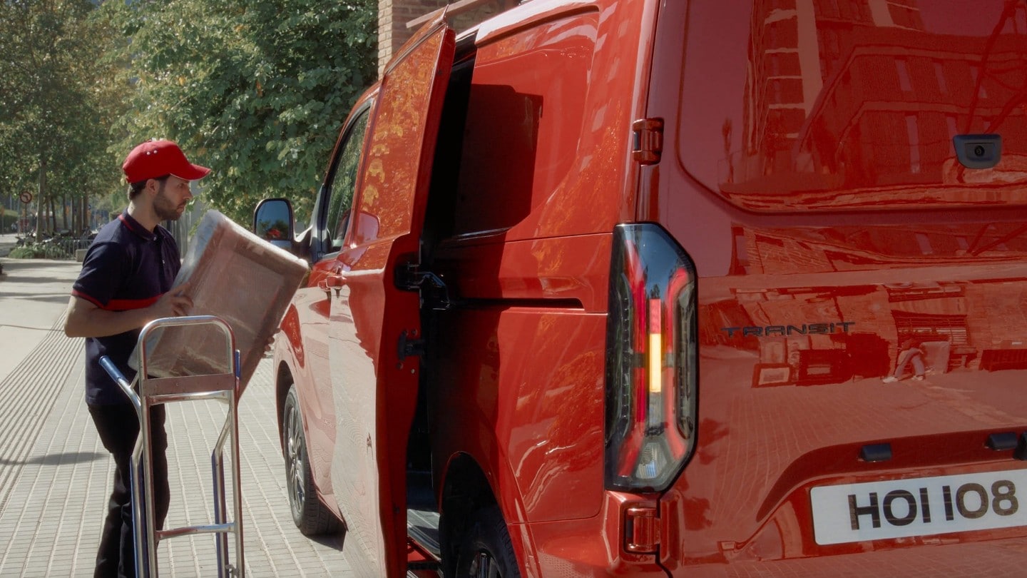 Ford Transit Custom, la nueva familia de trabajo de la van