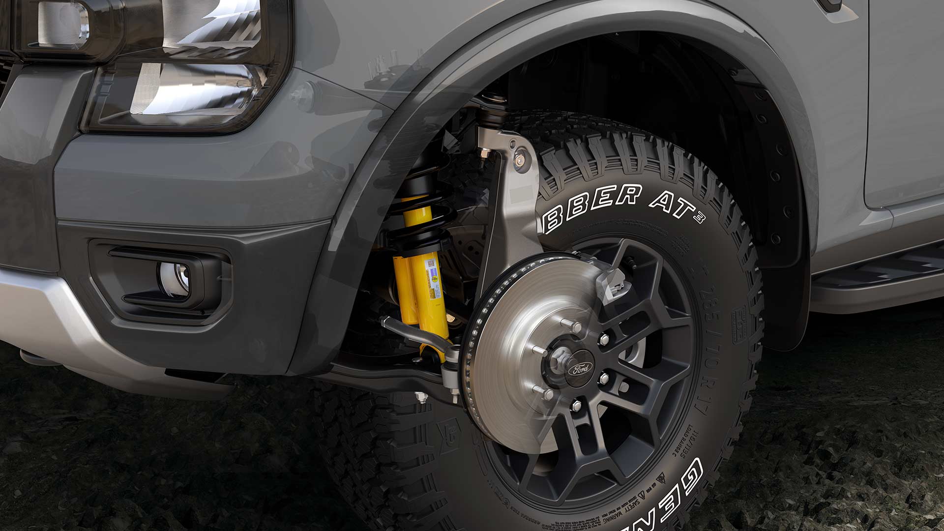 Primer plano de una rueda y de la suspensión del Ford Ranger con doble cabina.