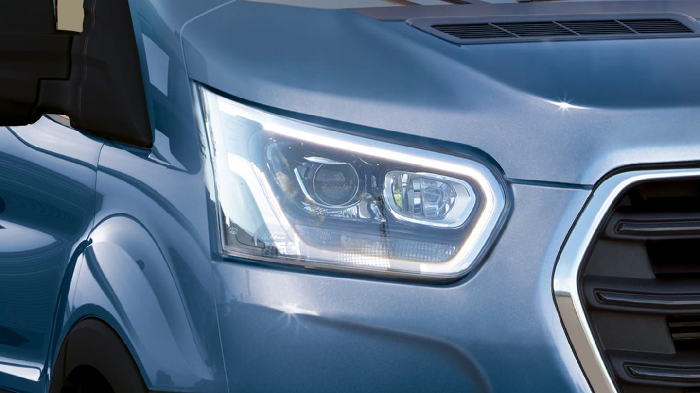 Luces frontales LED Transit Chasis Cabina