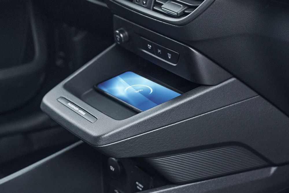 Plataforma de carga central Ford E-Tourneo Courier