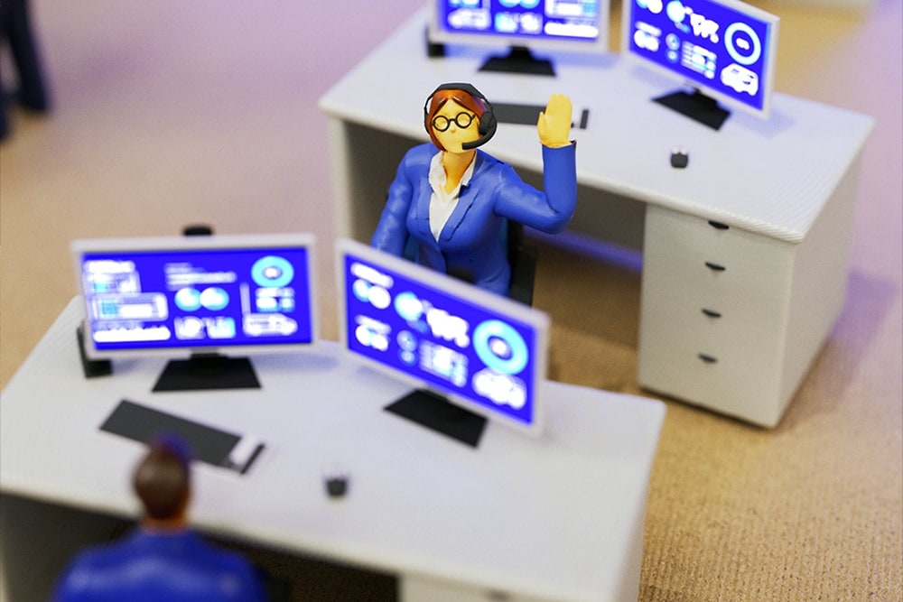 Un concurrido centro FORDLiive para la gestión y datos de vehículos de flota.